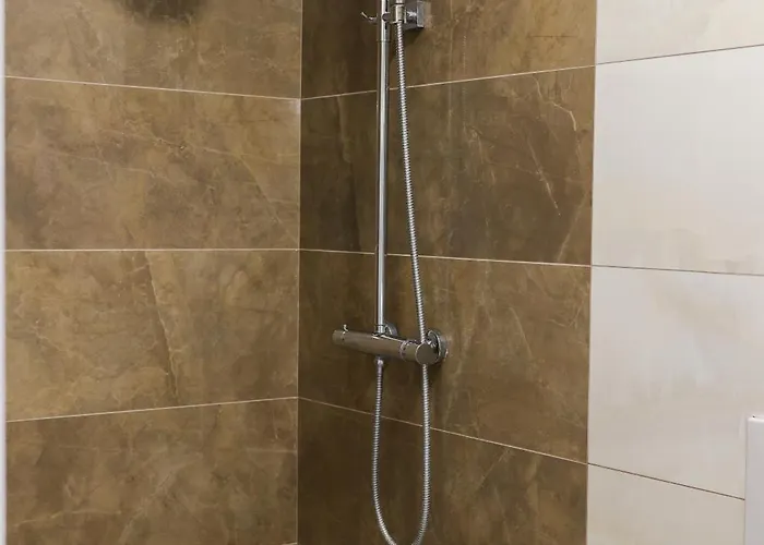 Alara شقة تيرانا